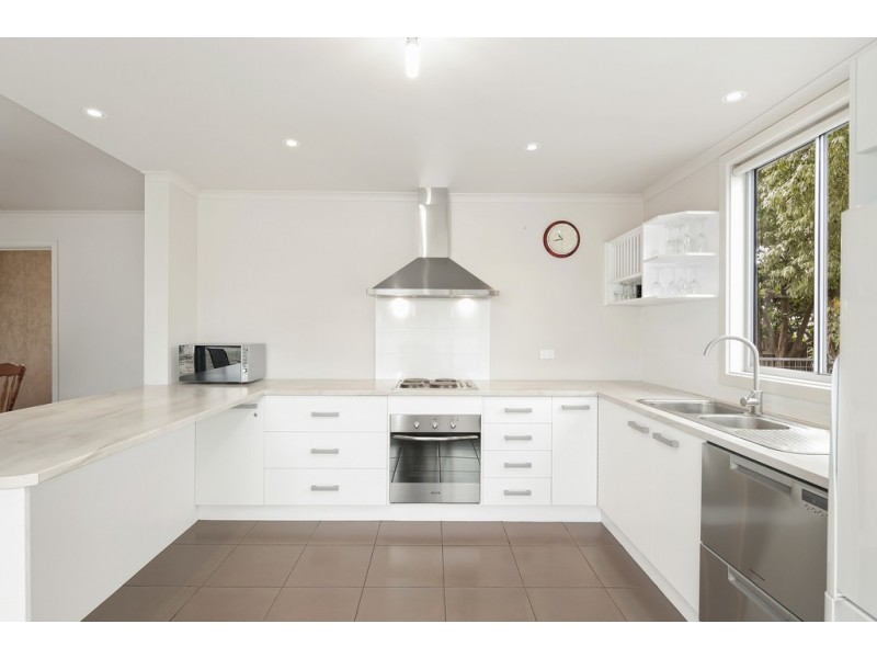 30 Koala Street, Cowes VIC 3922