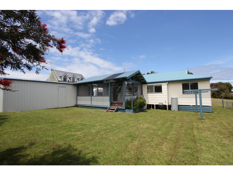 22 California Drive, Smiths Beach VIC 3922