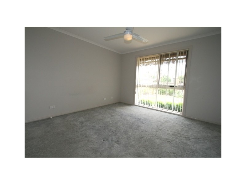 2/11 Fowler Grove, Newhaven VIC 3925