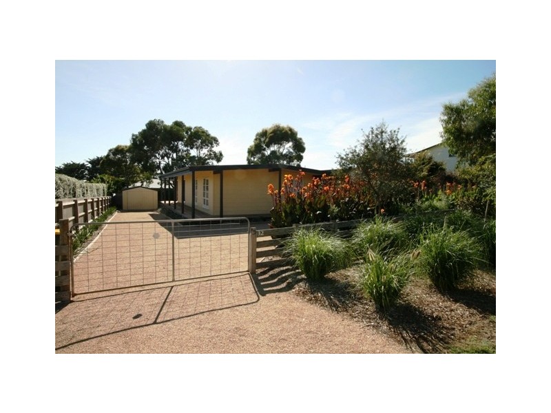 32 Happy Valley Drive, Sunset Strip VIC 3922