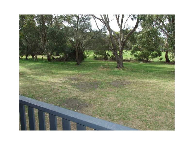 3 Seal Court, Cowes VIC 3922