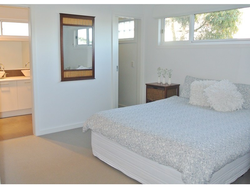 9 Vision Circuit, Sunset Strip VIC 3922