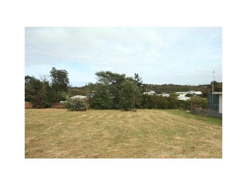 12 Bermagui Crescent, Sunset Strip VIC 3922