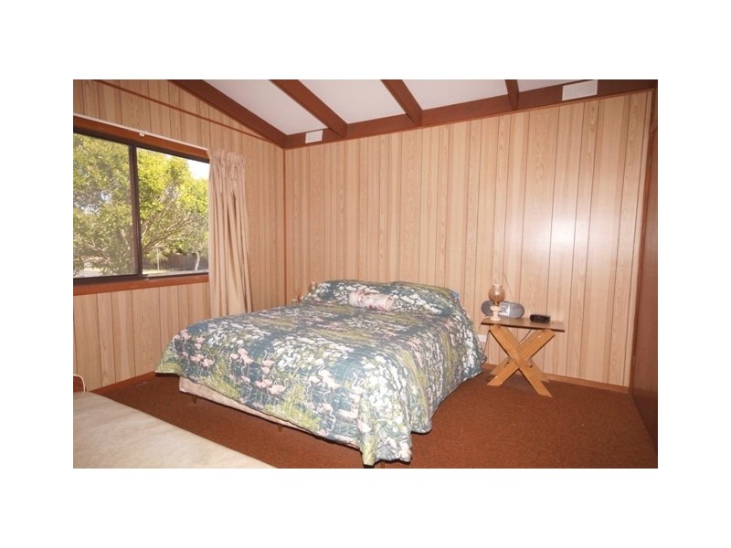 28 Carapooka Way, Cowes VIC 3922