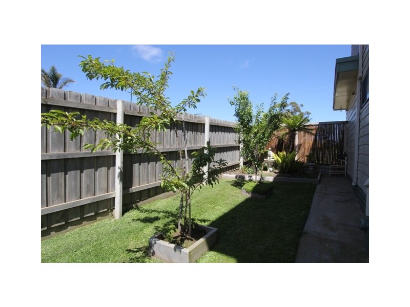 111 Justice Road, Cowes VIC 3922