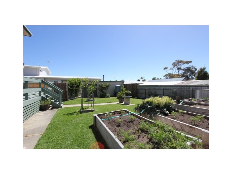111 Justice Road, Cowes VIC 3922