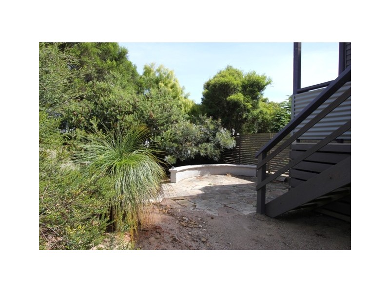 1 Sun Court, Sunset Strip VIC 3922