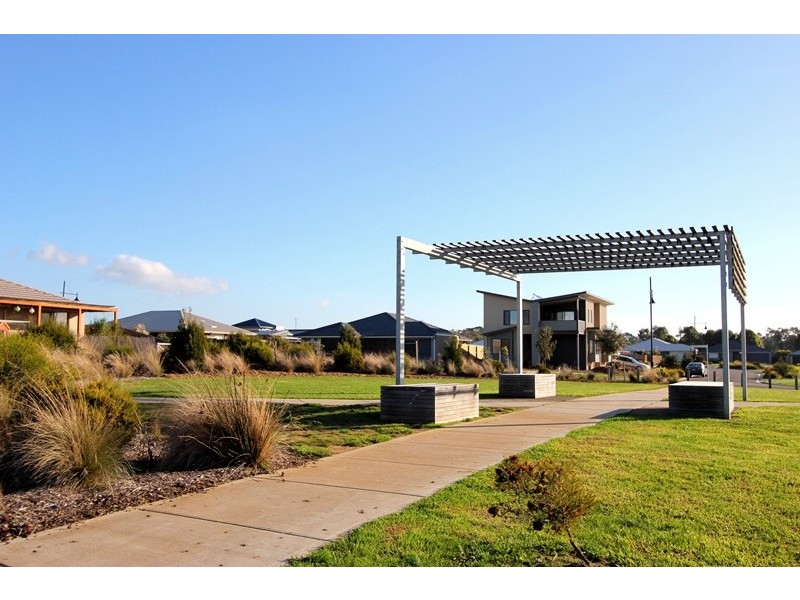 9 Park Ridge Close, Cowes VIC 3922