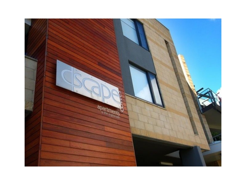 4/4 The Esplanade, Cowes VIC 3922