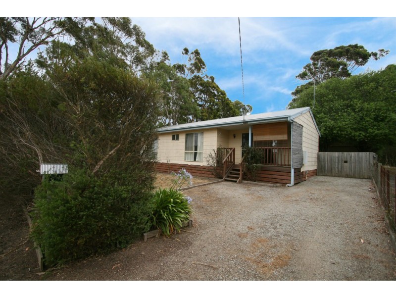 18 Ventnor Rd, Cowes VIC 3922