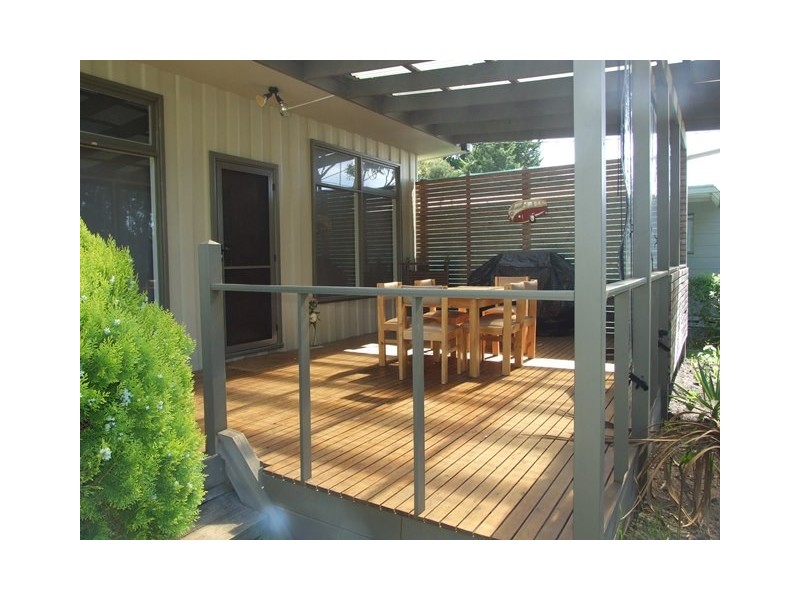 23 Ti Tree Dve, Cowes VIC 3922