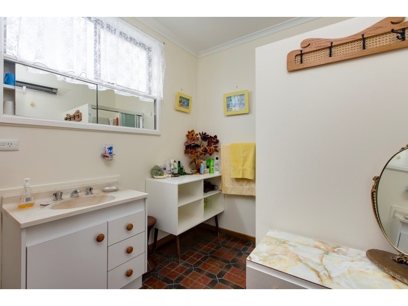 24 Teddy Bear Lane, Cowes VIC 3922