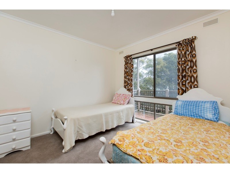 24 Teddy Bear Lane, Cowes VIC 3922