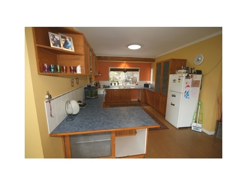 16 Sinclair Avenue, Surf Beach VIC 3922