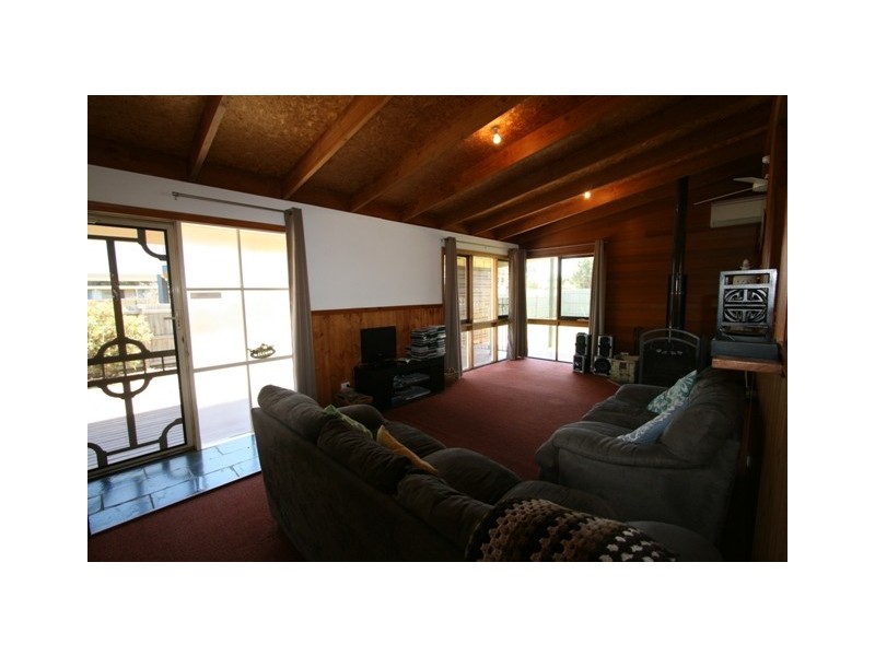 38 Elwood Avenue, Surf Beach VIC 3922