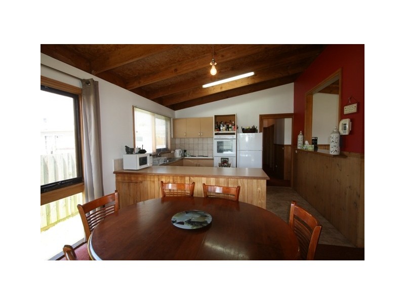 38 Elwood Avenue, Surf Beach VIC 3922