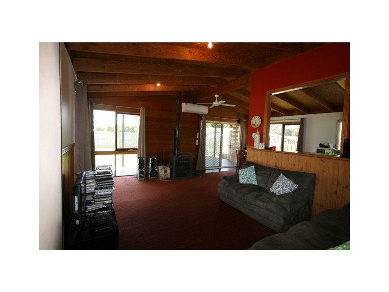 38 Elwood Avenue, Surf Beach VIC 3922