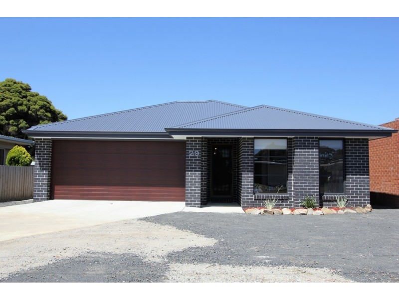 29 Albany Road, Cowes VIC 3922