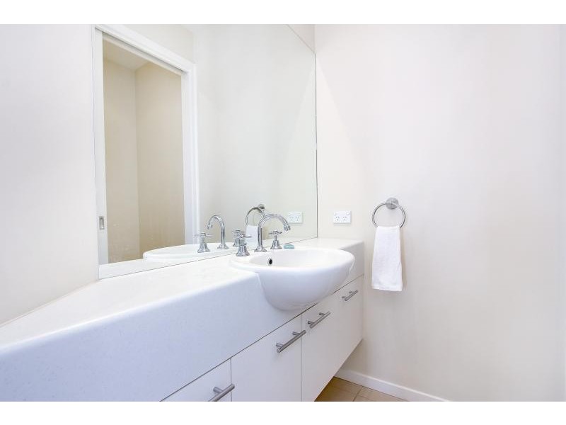 1/340 Church Street, Cowes VIC 3922