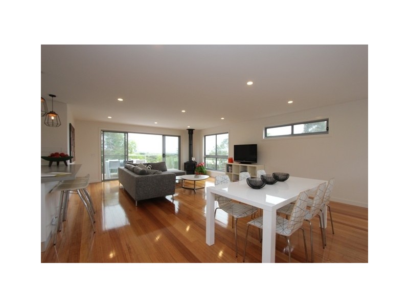 5 Hollywood Crescent, Smiths Beach VIC 3922