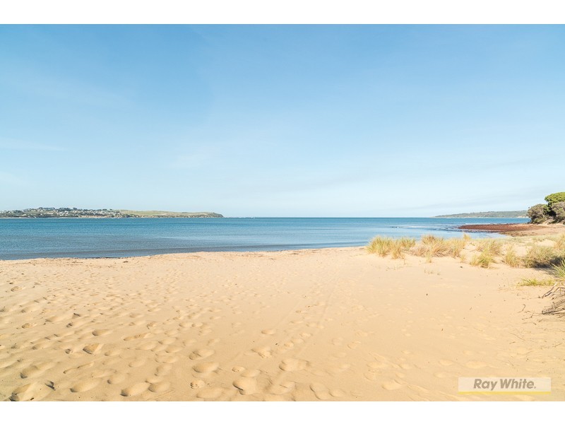 38 Goldensands Road, Cape Woolamai VIC 3925