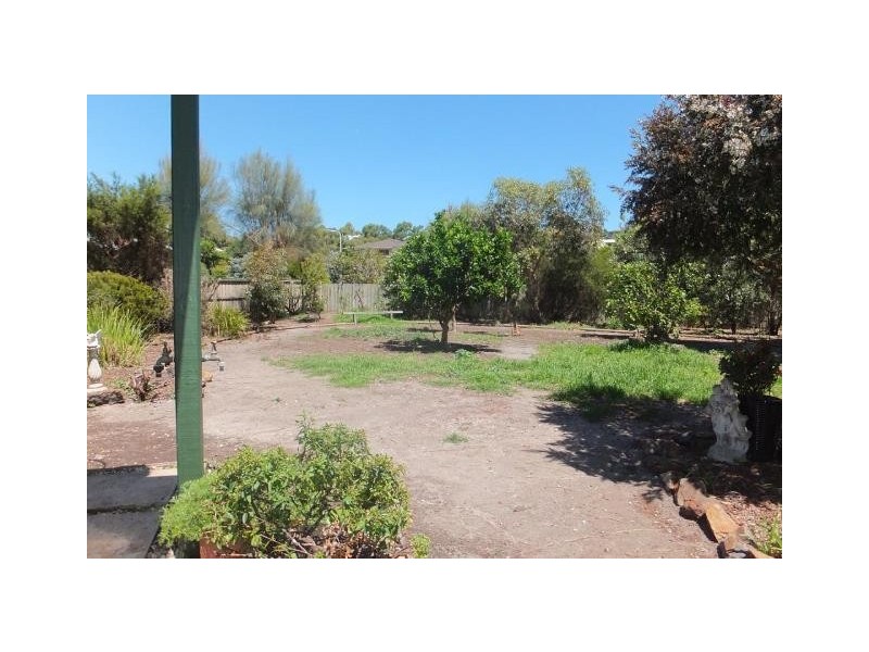 9 Genista Street, San Remo VIC 3925