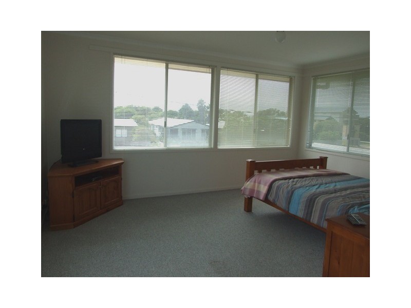 1 Dover Street, Sunderland Bay VIC 3922