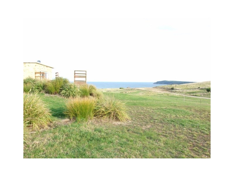 104-106 Shetland Heights Road, San Remo VIC 3925