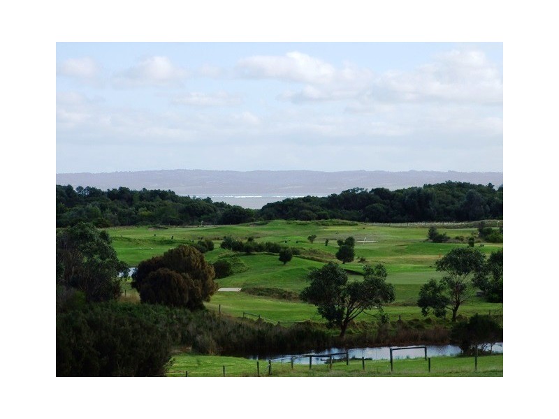 86 Red Rocks Road, Cowes VIC 3922