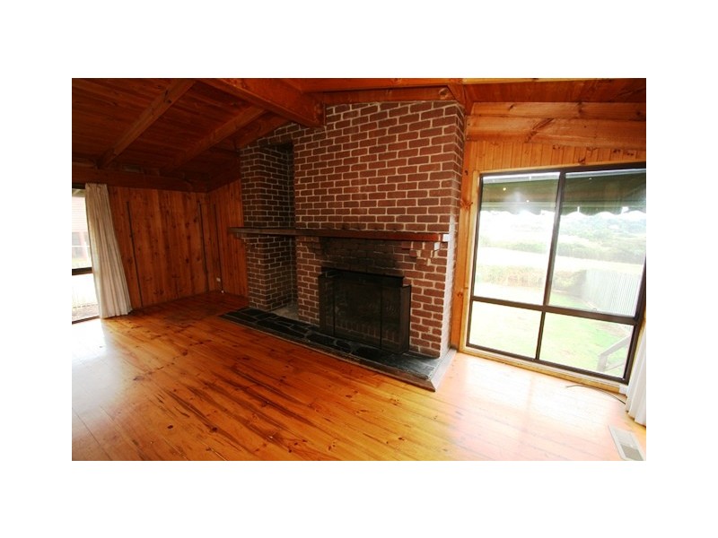 86 Red Rocks Road, Cowes VIC 3922