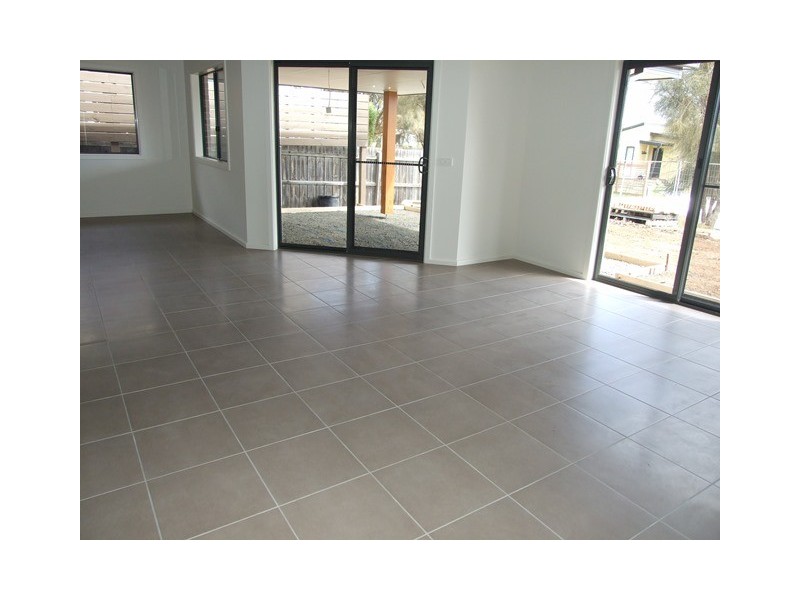 3 Meldrum Crt, Cowes VIC 3922