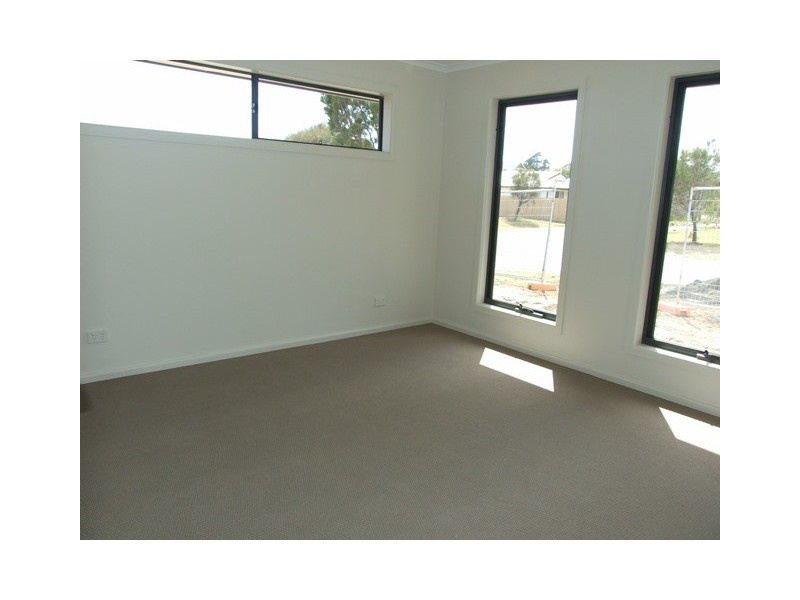 3 Meldrum Crt, Cowes VIC 3922