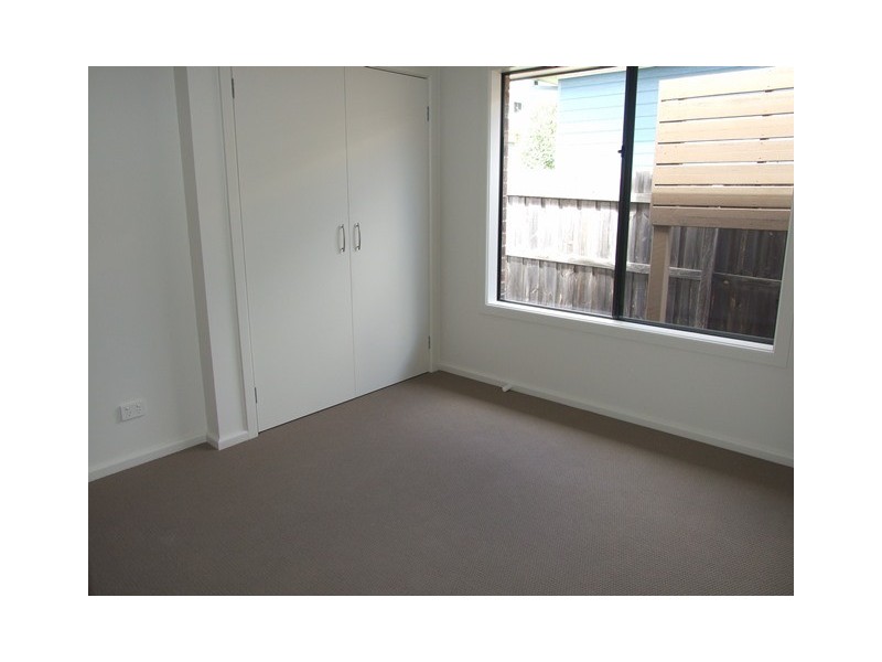 3 Meldrum Crt, Cowes VIC 3922