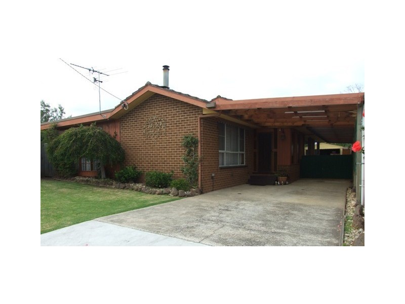 1 Hazelwood Rd, San Remo VIC 3925