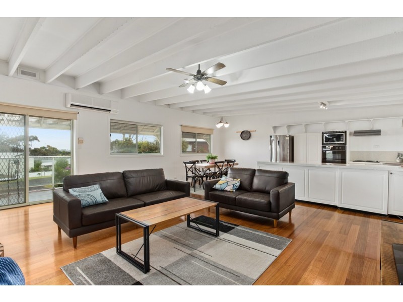 28 Sunset Drive, Sunset Strip VIC 3922