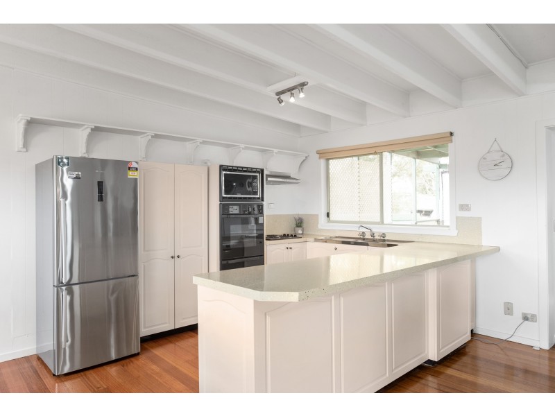 28 Sunset Drive, Sunset Strip VIC 3922