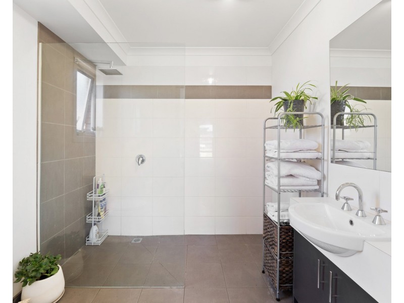 24 Sanctuary Drive, Cowes VIC 3922