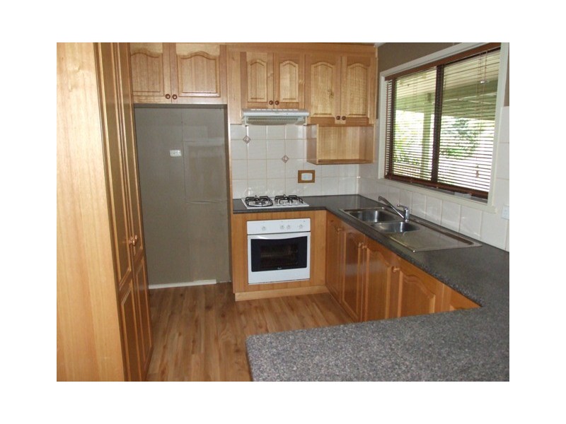 24 Grandview Grove, Cowes VIC 3922