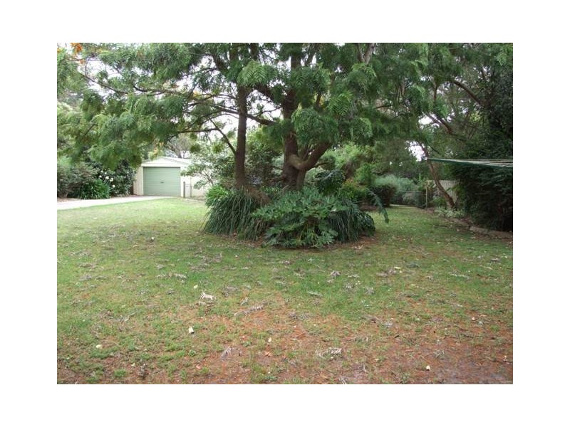 24 Grandview Grove, Cowes VIC 3922