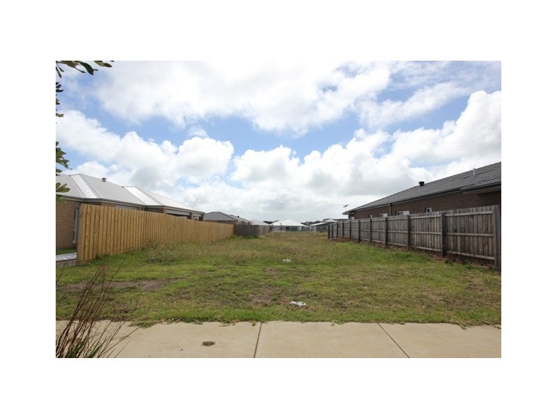 73 Everton Circuit, Cowes VIC 3922