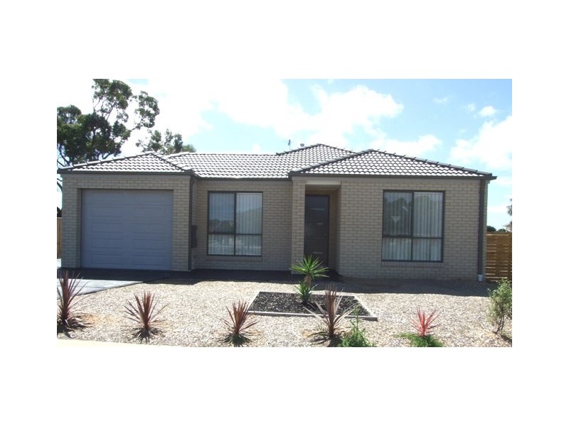 2 Silverstone Drive, Cowes VIC 3922