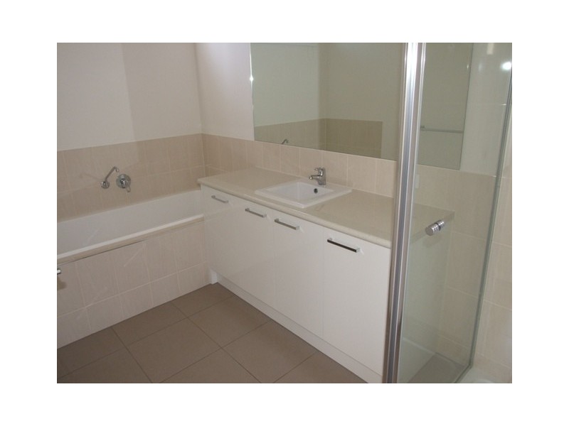 2 Silverstone Drive, Cowes VIC 3922