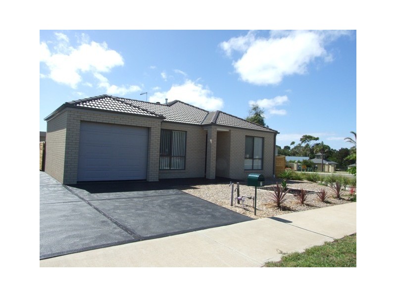 2 Silverstone Drive, Cowes VIC 3922