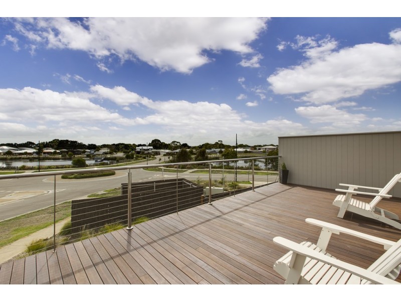 21 Boardwalk Boulevard, Cowes VIC 3922