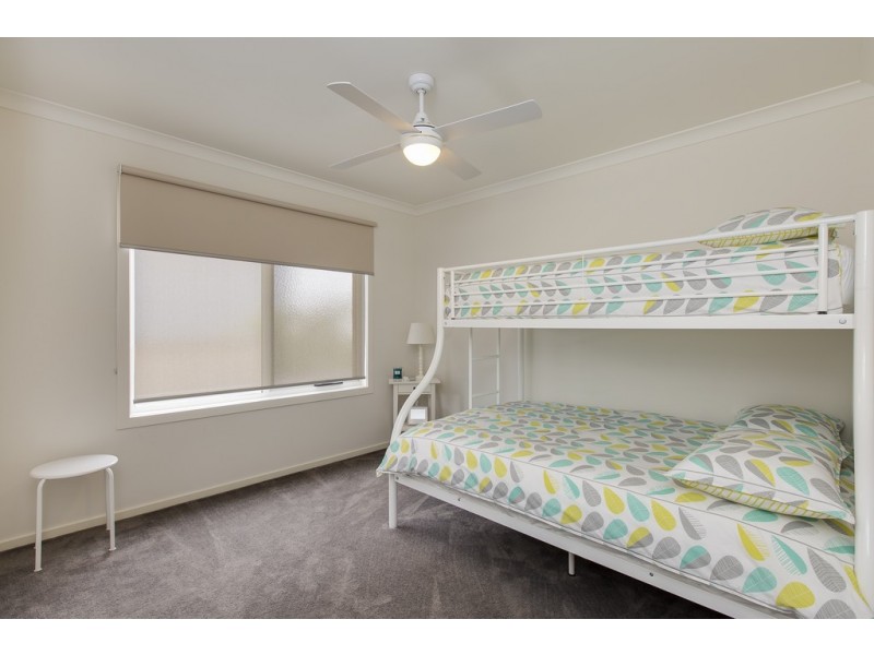 21 Boardwalk Boulevard, Cowes VIC 3922