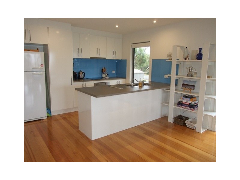 8 Aloha Drive, Ventnor VIC 3922