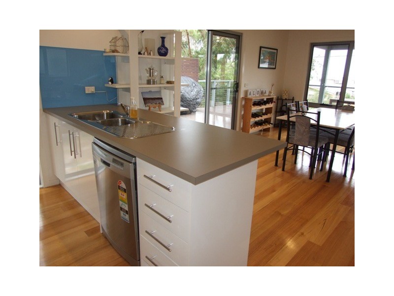 8 Aloha Drive, Ventnor VIC 3922