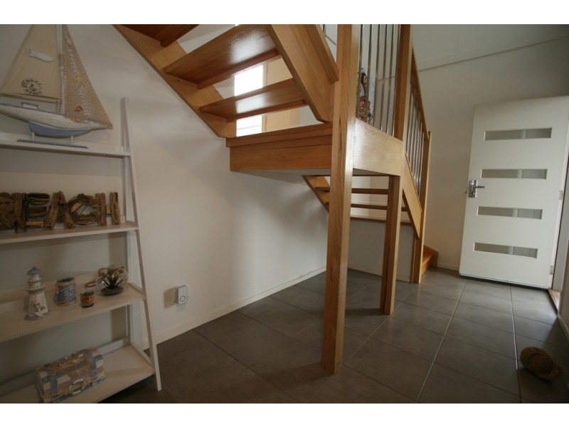 21 Boardwalk Blvd, Cowes VIC 3922