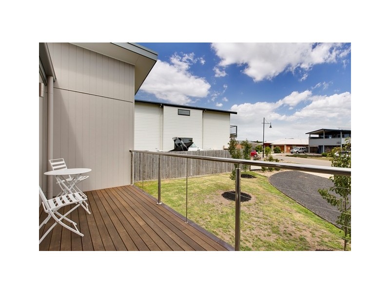 21 Boardwalk Blvd, Cowes VIC 3922