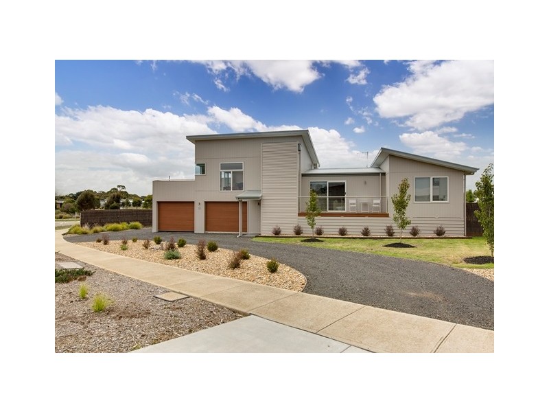 21 Boardwalk Blvd, Cowes VIC 3922